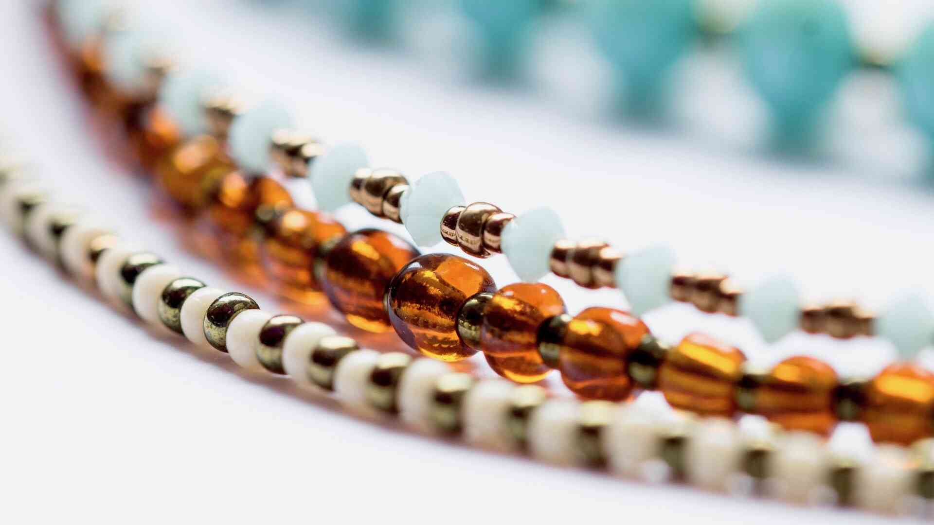 5 Minute Friday - Party Beads!